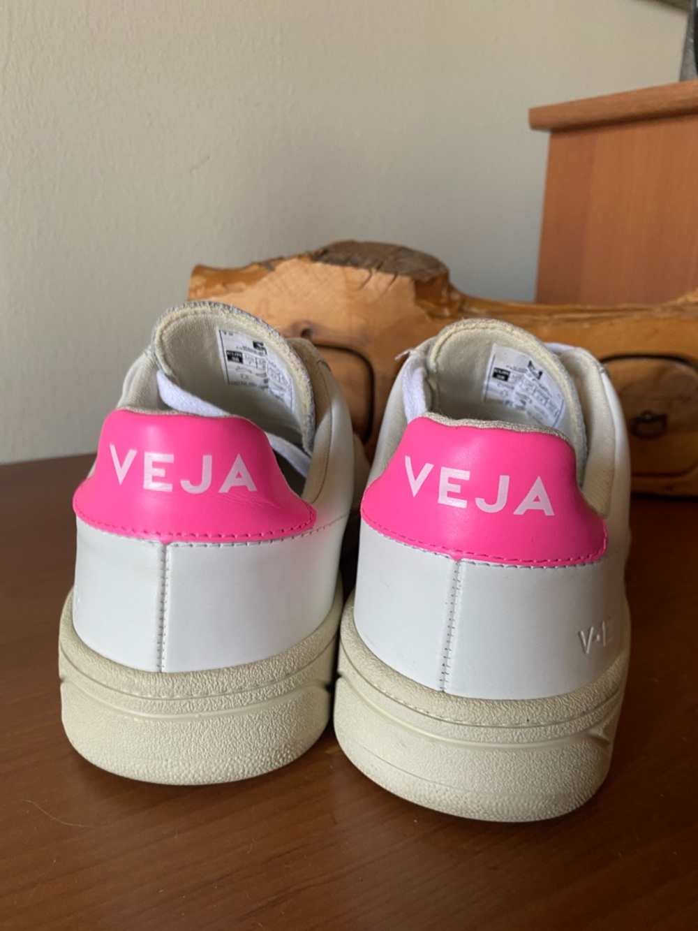 Veja V-12 Sneakers